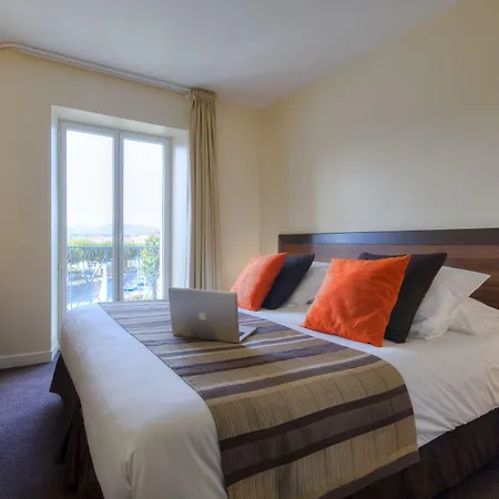 Le Relais Saint-jacques Otel