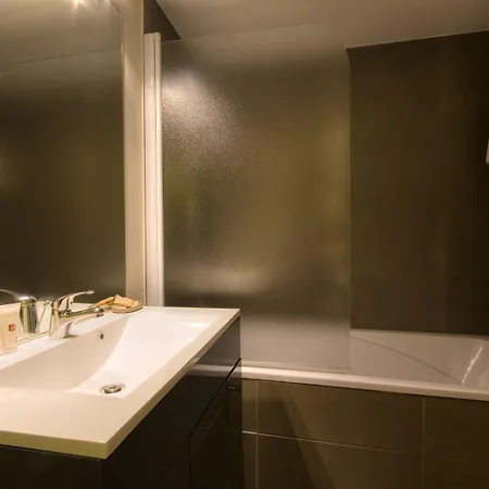 Le Relais Saint-jacques Otel