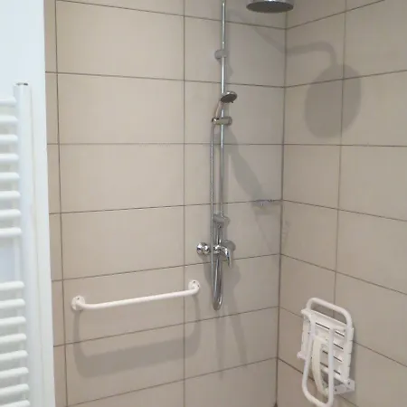 Otel Le Relais Saint-jacques 3*