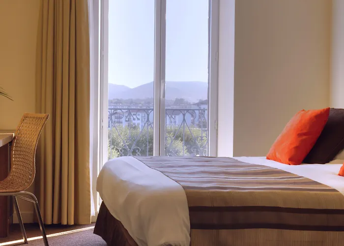 Le Relais Saint-jacques Otel 3*