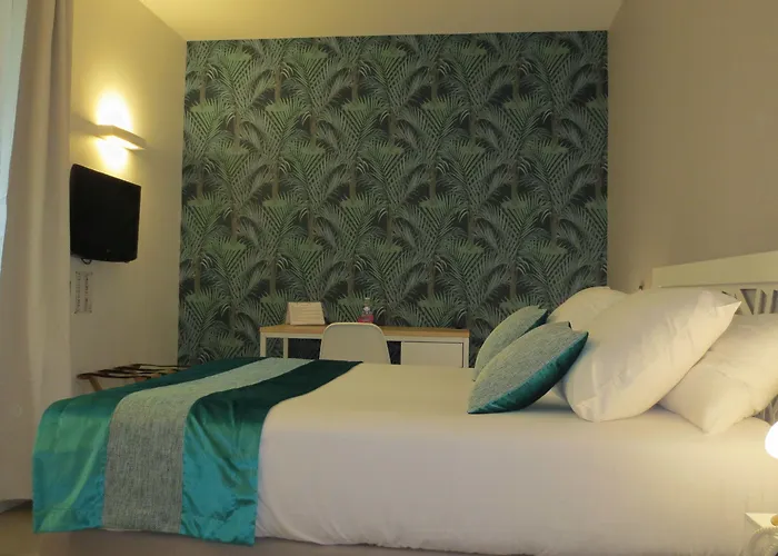 Le Relais Saint-jacques Otel