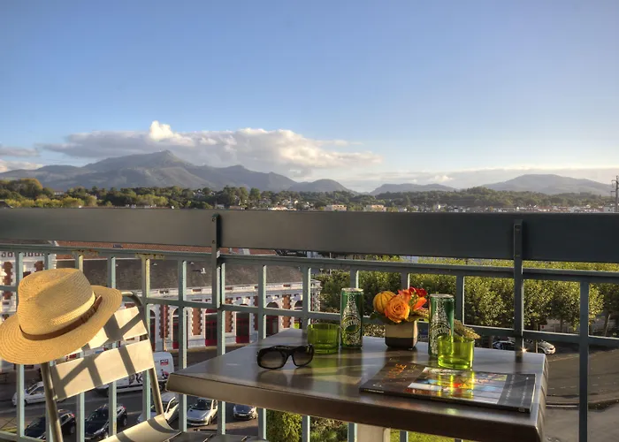 Le Relais Saint-jacques Otel