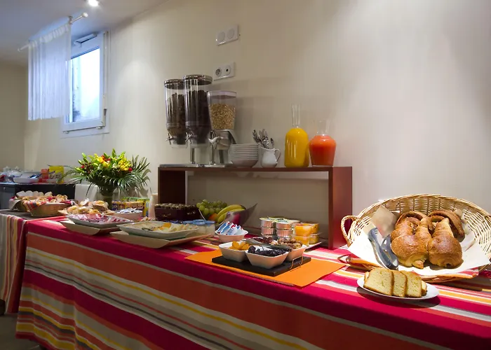 Otel Le Relais Saint-jacques 3*