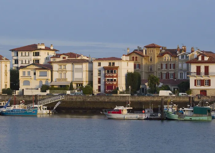 Otel Le Relais Saint-jacques 3*