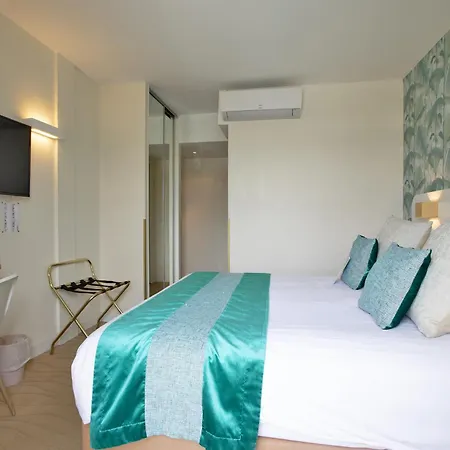 Le Relais Saint-jacques מלון 3*