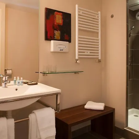 Le Relais Saint-jacques 3* סן-ז'אן-דה-לוז