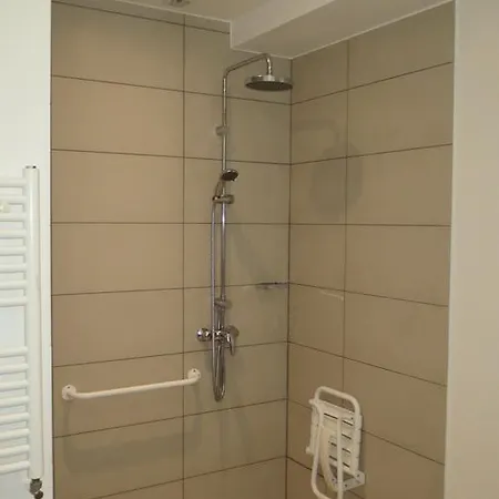 Le Relais Saint-jacques 3* סן-ז'אן-דה-לוז